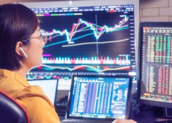 Synthetic: Definition in Finance, Types of Assets