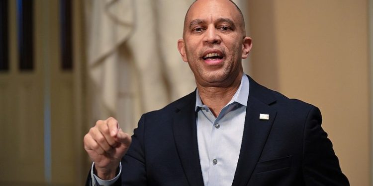 Jeffries accuses Republicans of ‘voter suppression’ over bill requiring voter ID, proof of citizenship